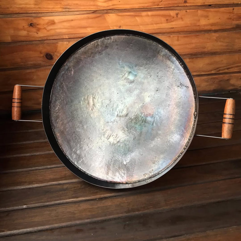 Disco de Arado com Borda e Alça de Madeira